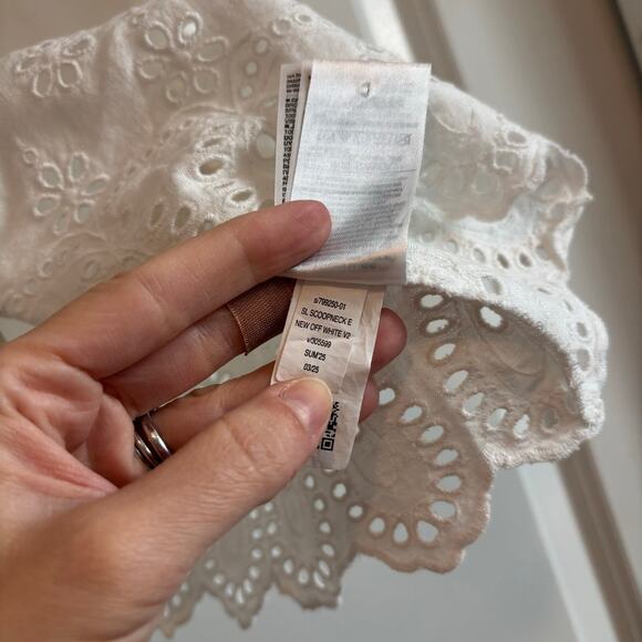 NWT Old Navy Women’s Linen-Blend Embroidered Vest Top Sz M Essential Basic - Picture 5 of 11